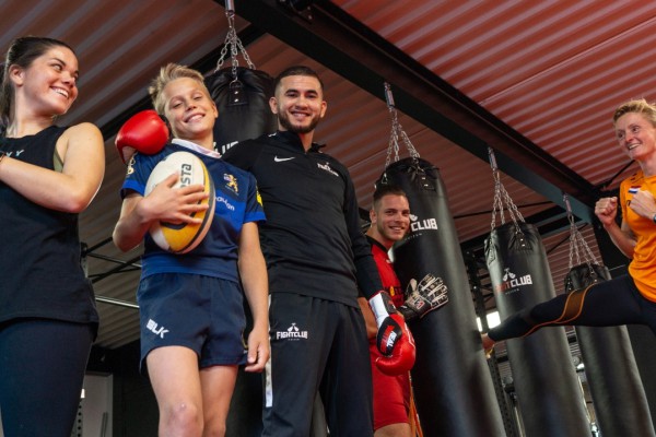 Sportfotowedstrijd "Onbeperkt Fotogeniek" Sportfotowedstrijd "Onbeperkt Fotogeniek"